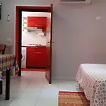 Magic Red Apartament Neapol