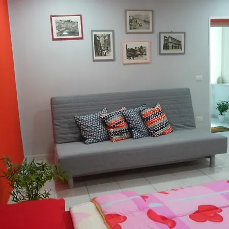 Apartament Magic Red Neapol