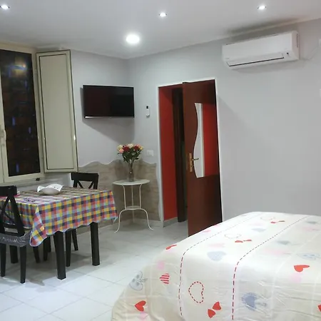 Apartment Magic Red