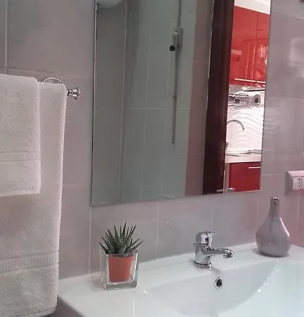 Apartment Magic Red *