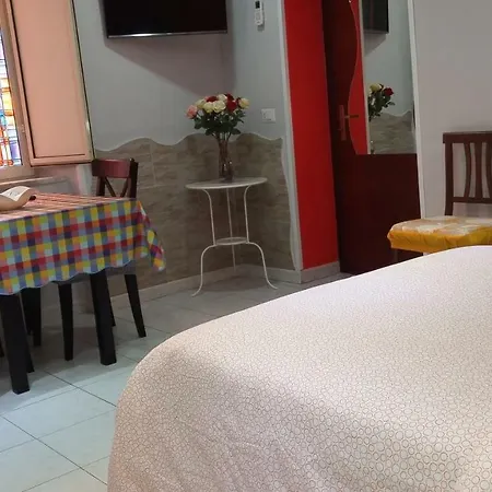 Magic Red Apartament Neapol
